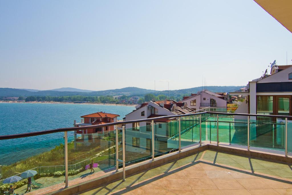 Panorama Bay Apartment Sozopol Exterior photo